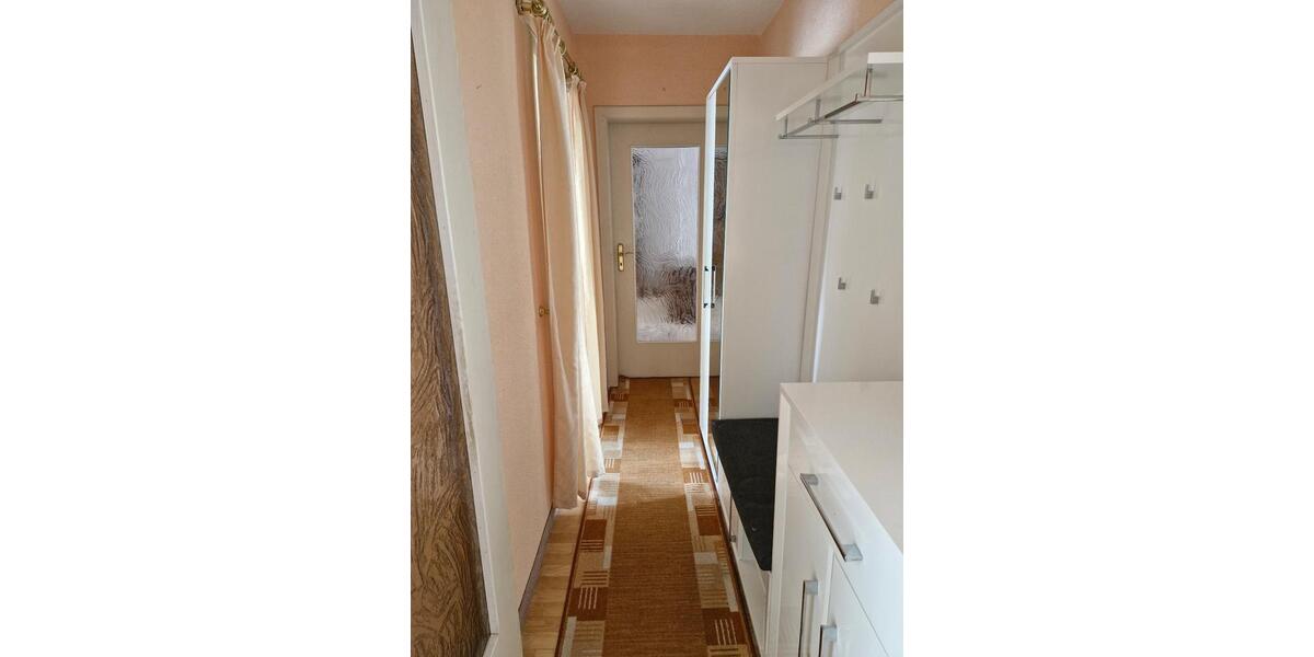 Etagenwohnung Hohenmölsen - 2 Zimmer, 49 m&sup2;, 350&euro; | Angebot:24742561