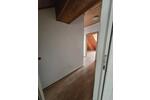 Dachgeschoßwohnung Kindenheim - 3 Zimmer, 85 m&sup2;, 700&euro; | Angebot:25256895