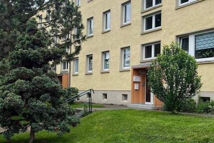 Wohnung Gröningen Großalsleben - 2 Zimmer, 53 m&sup2;, 220&euro; | Angebot:26672742