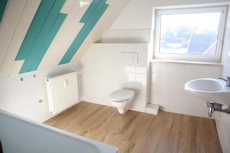 Dachgeschoßwohnung Mülsen - 2 Zimmer, 59 m&sup2;, 354&euro; | Angebot:25782378