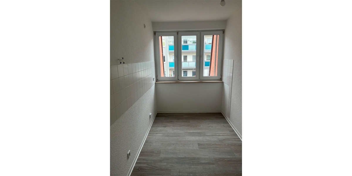 Gruna: 4-Zimmer-Wohnung mit Balkon - Etagenwohnung Dresden Gruna | Angebot:26835706