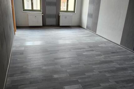 Wohnung Sangerhausen - 4 Zimmer, 100 m&sup2;, 740&euro; | Angebot:25163589