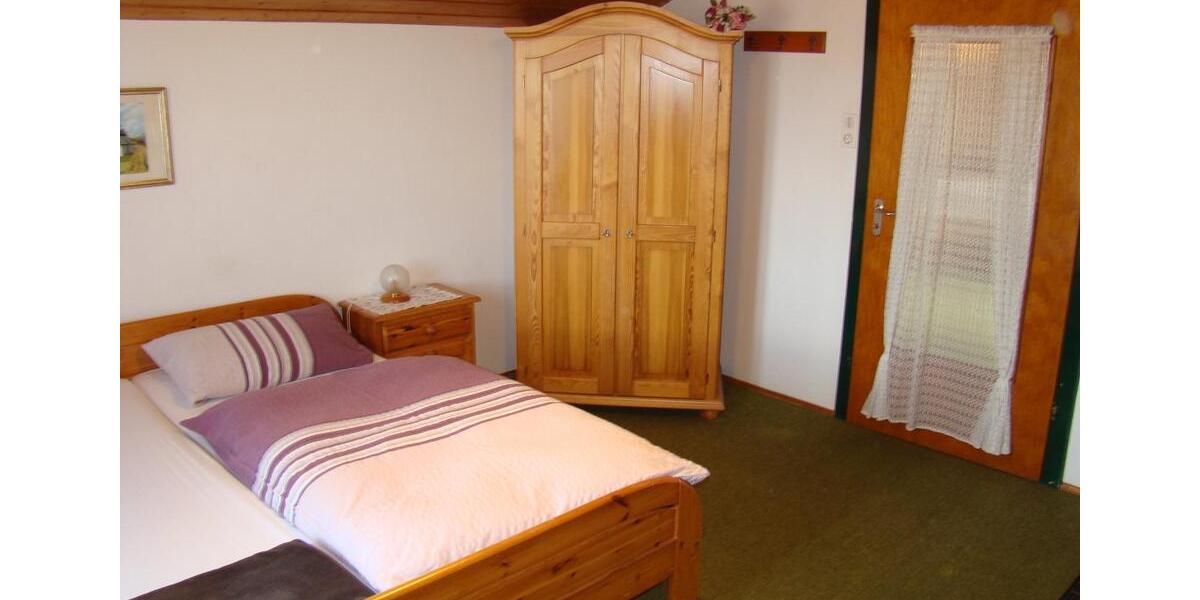 Dachgeschoßwohnung Nußdorf am Inn - 2 Zimmer, 36 m&sup2;, 420&euro; | Angebot:25046018