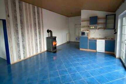 Eine schöne 2 Zimmer Wohnung in Edewechterdamm Warm. zimmer
