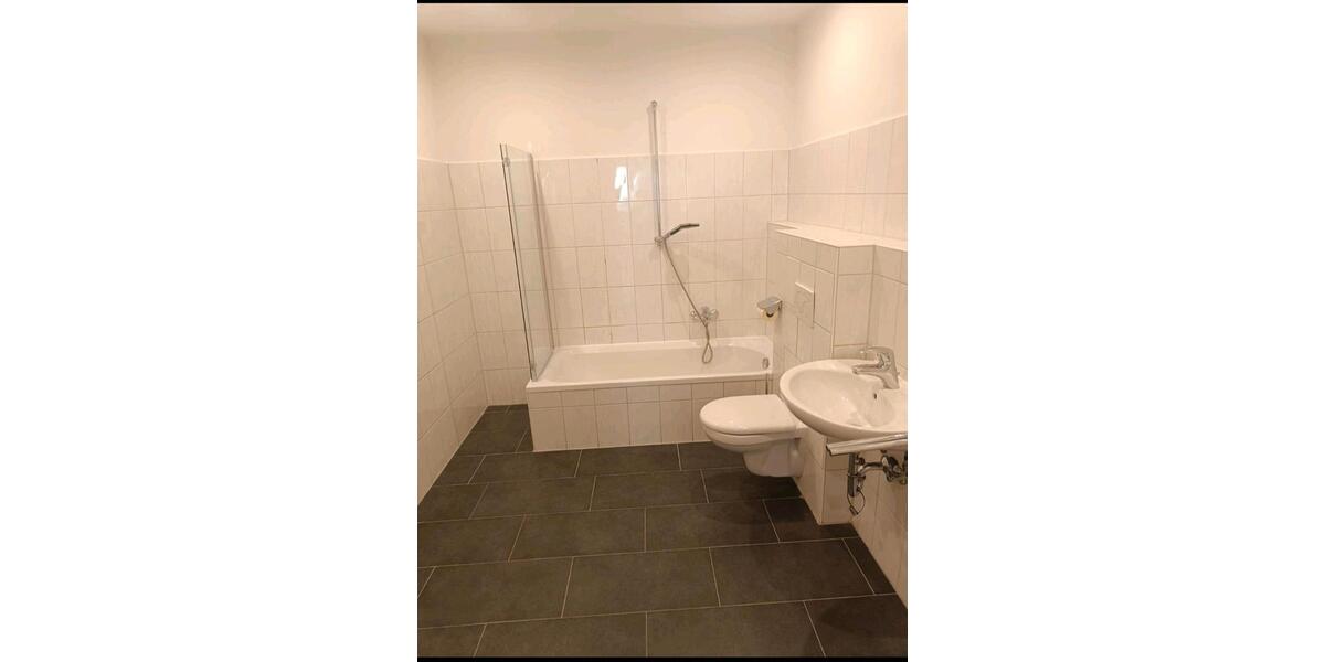 Erdgeschoßwohnung Deggendorf - 3.5 Zimmer, 89 m&sup2;, 960&euro; | Angebot:25840246