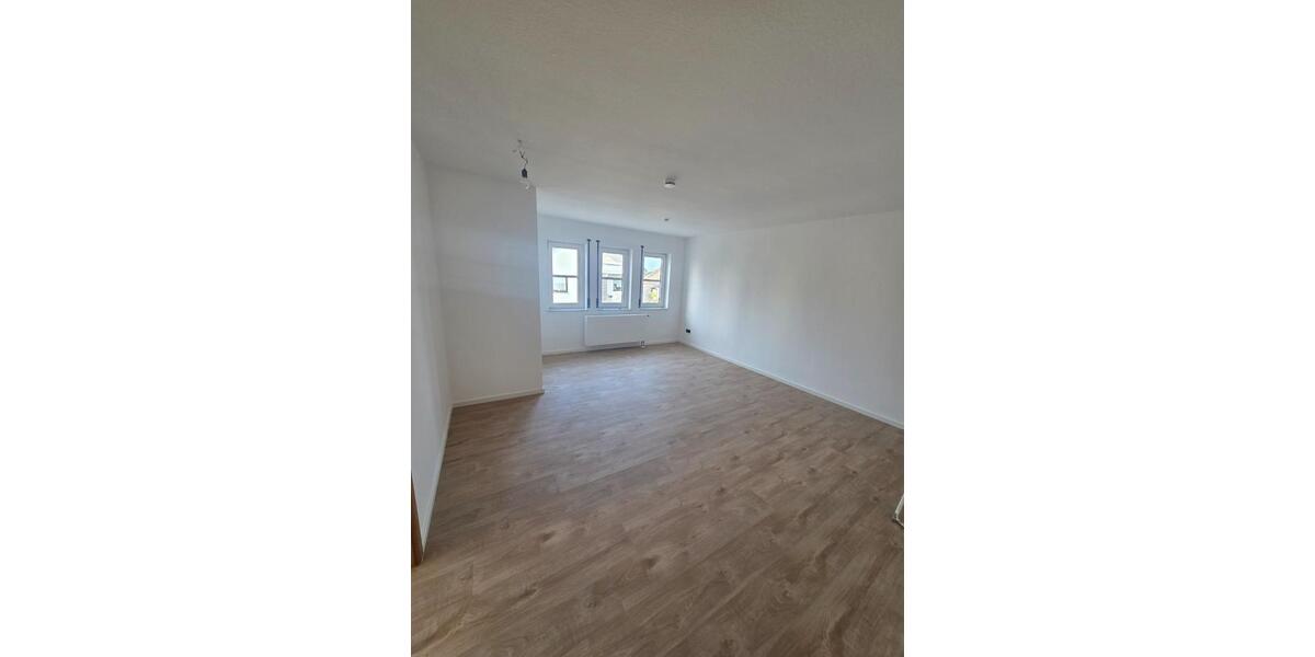 Etagenwohnung Triefenstein - 4 Zimmer, 90 m&sup2;, 1.090&euro; | Angebot:25614767