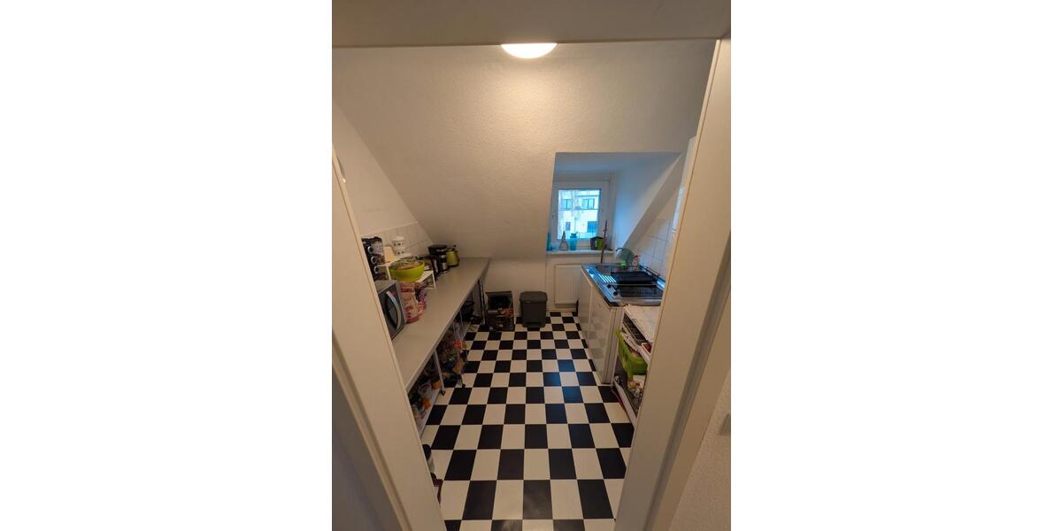 Dachgeschoßwohnung Bochum Querenburg - 3 Zimmer, 68 m&sup2;, 680&euro; | Angebot:26003605