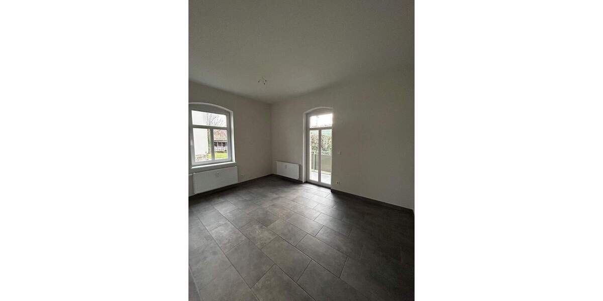 Gesamte Etage mit Balkon und eigenem Garten! 4 zimmer