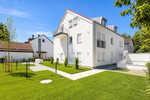WINDISCH - ERSTBEZUG! Traumhafte Gartenwohnung mit EBK zentral in Gröbenzell - frei ab August - Erdgeschoßwohnung Gröbenzell | Angebot:26762117