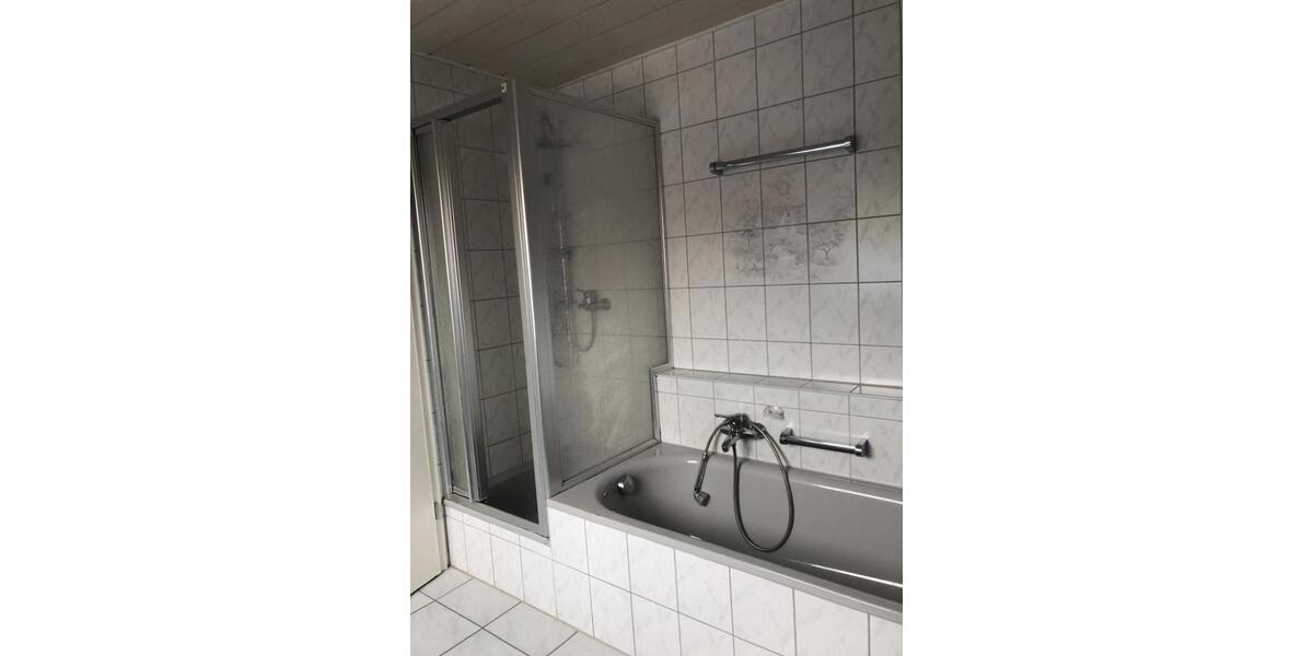 Dachgeschoßwohnung Feucht - 2 Zimmer, 53 m&sup2;, 680&euro; | Angebot:25932416