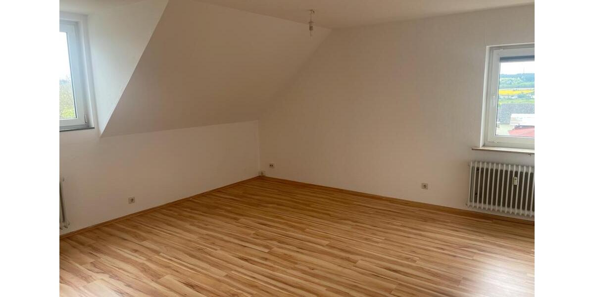 Dachgeschoßwohnung Emmelshausen - 2 Zimmer, 50 m&sup2;, 445&euro; | Angebot:26441190