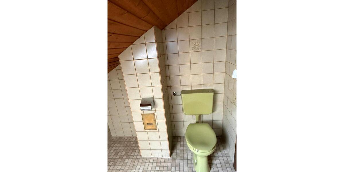 Dachgeschoßwohnung Sinzig - 2.5 Zimmer, 100 m&sup2;, 800&euro; | Angebot:26621581