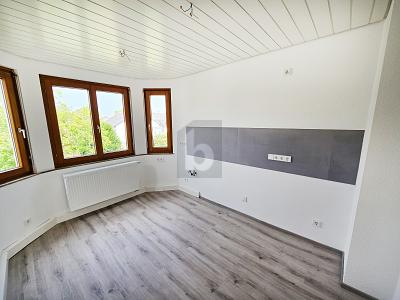 RENOVIERT INKL. NEUE KÜCHE, LEERSTEHEND IN TOP LAGE 2 zimmer