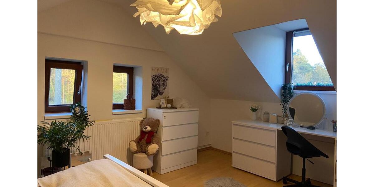 Dachgeschoßwohnung Emsbüren - 4 Zimmer, 125 m&sup2;, 770&euro; | Angebot:25974431