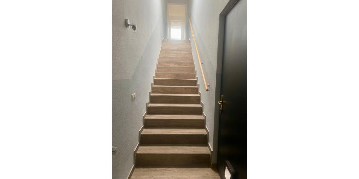 Dachgeschoßwohnung Leidersbach - 2 Zimmer, 60 m&sup2;, 600&euro; | Angebot:26527332