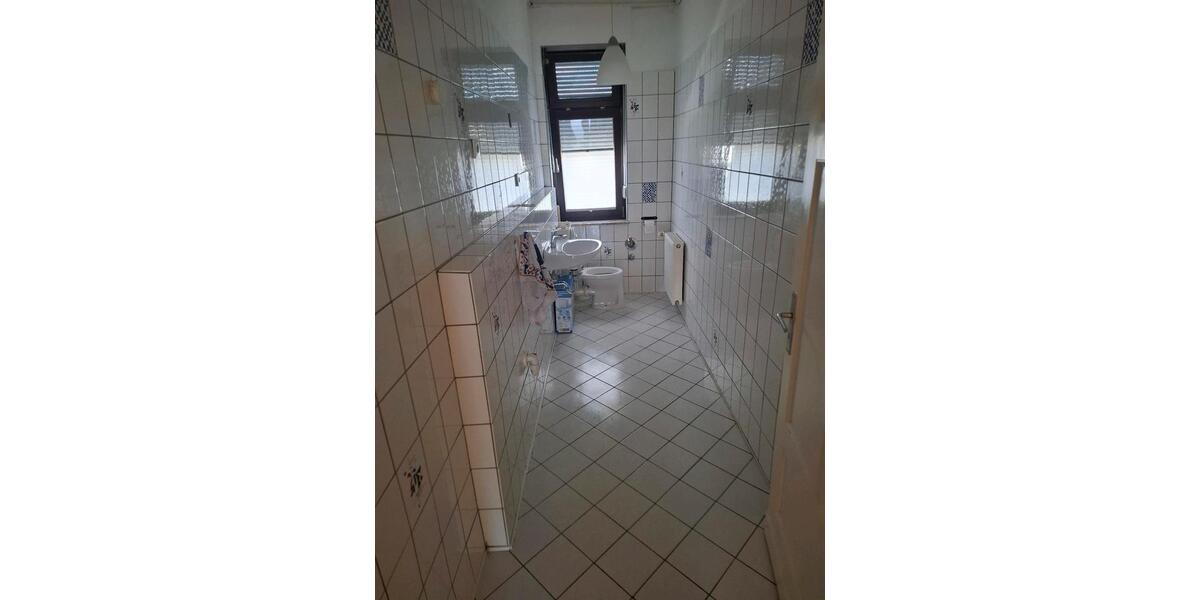 Etagenwohnung Neuwied Block - 4 Zimmer, 150 m&sup2;, 1.050&euro; | Angebot:24576070