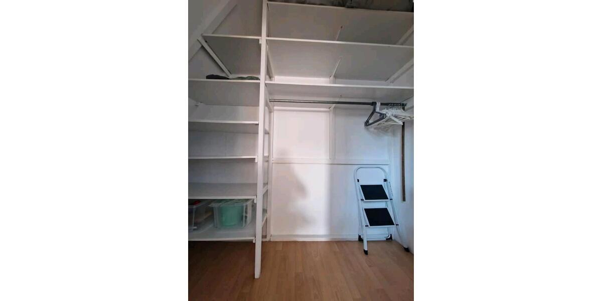 Wohnen auf Zeit Bürstadt - 4 Zimmer, 80 m&sup2;, 90&euro; | Angebot:25840059