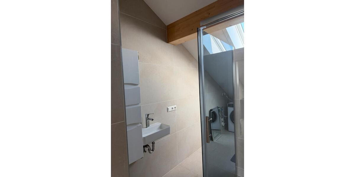 Dachgeschoßwohnung Zeitlarn - 670&euro; | Angebot:25945291