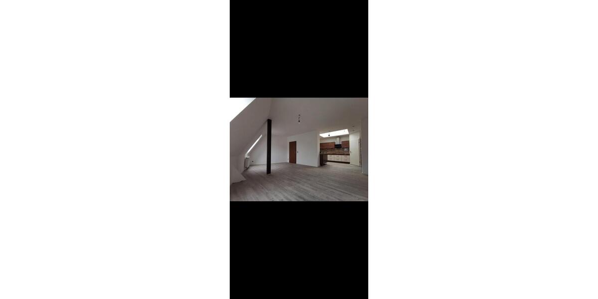 Dachgeschoßwohnung Delitzsch - 5 Zimmer, 132 m&sup2;, 1.194&euro; | Angebot:24775366