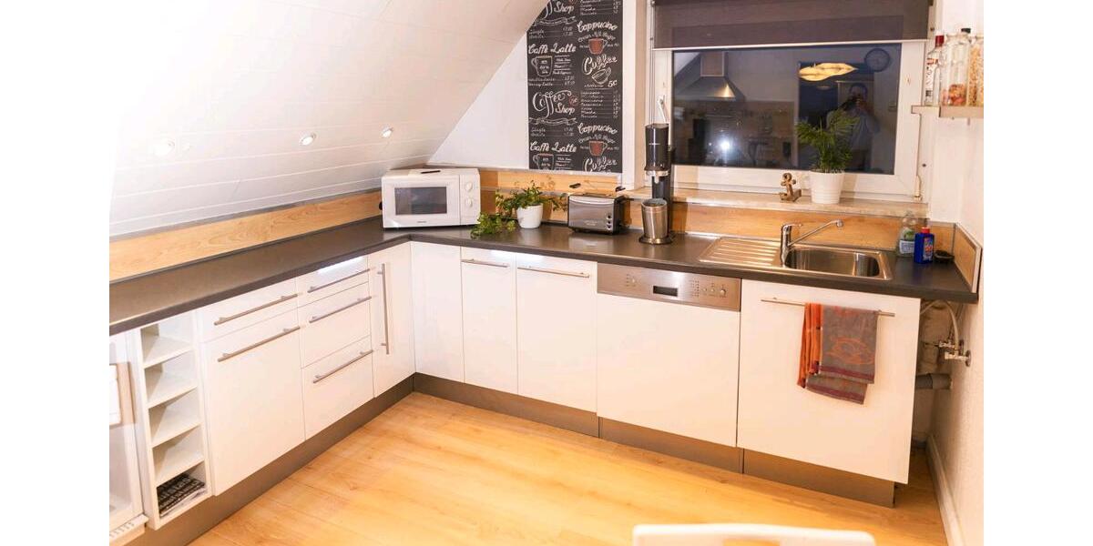 3 Zimmer DG-Wohnung zu vermieten, teilmöbliert, ab April 2026 3 zimmer