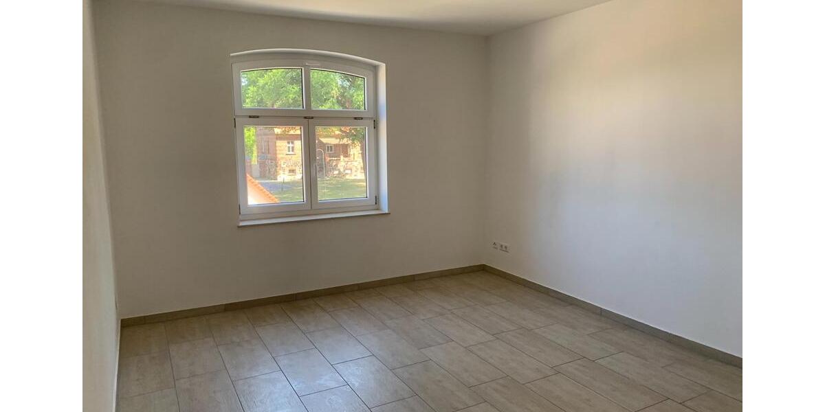 Etagenwohnung Lauta - 2 Zimmer, 65 m&sup2;, 467&euro; | Angebot:24677159