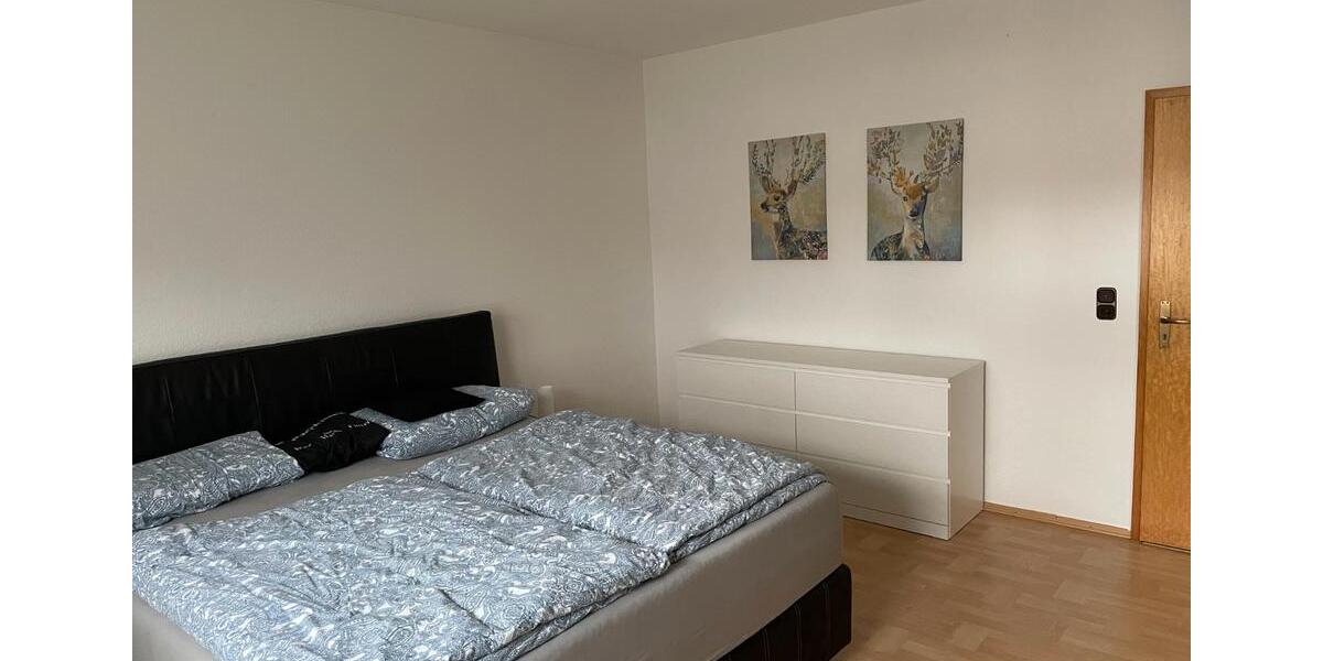 Etagenwohnung Naumburg - 3 Zimmer, 122 m&sup2;, 898&euro; | Angebot:25981874