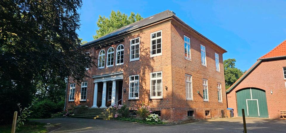 Villa Nordenham - 5 Zimmer, 151 m&sup2;, 1.700&euro; | Angebot:23768114