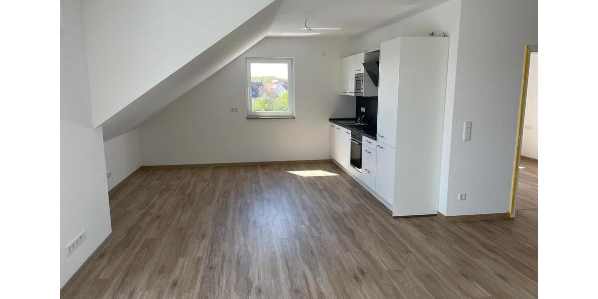 Dachgeschoßwohnung Bad Windsheim - 3 Zimmer, 73 m&sup2;, 850&euro; | Angebot:26296551