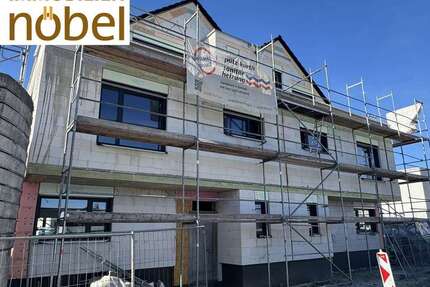 Haus Niederkassel - 6 Zimmer, 207 m&sup2;, 2.700&euro; | Angebot:27284905