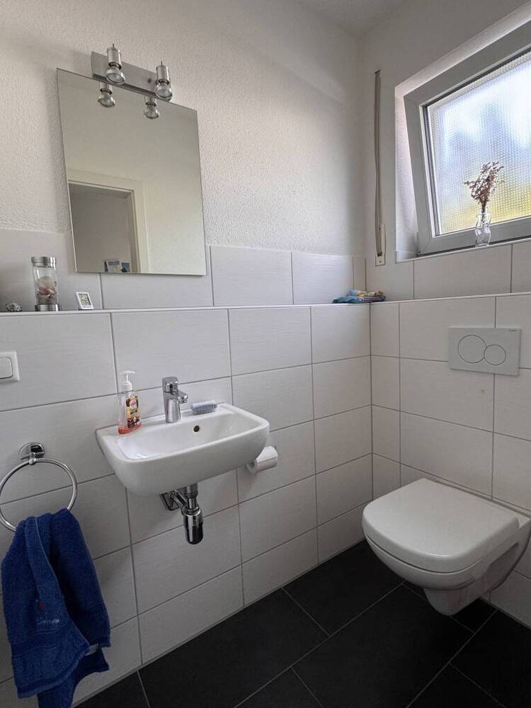 Moderne und große DHH mit Süd-West-Garten in Ortsrandlage Aschheim