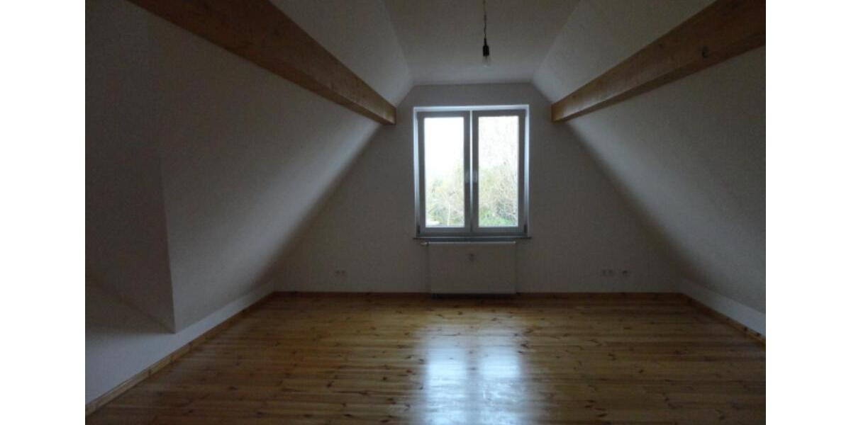 Dachgeschoßwohnung Berlin Lichtenberg - 3 Zimmer, 1.050&euro; | Angebot:23312554