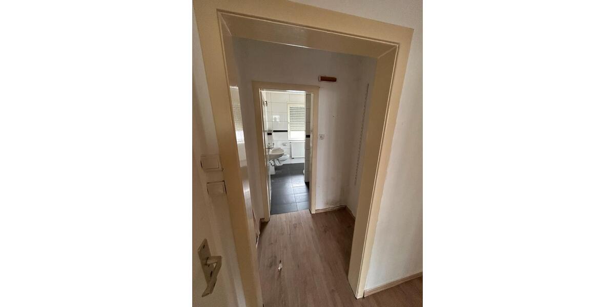 Etagenwohnung Lingen (Ems) - 4 Zimmer, 88 m&sup2;, 750&euro; | Angebot:25904810