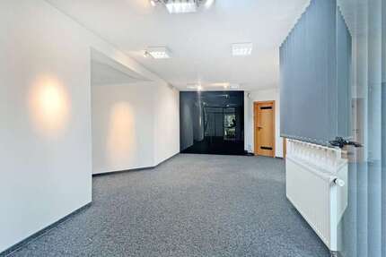 Gewerbeobjekt Neumarkt in der Oberpfalz Altenhof - 2.260&euro; | Angebot:20172892