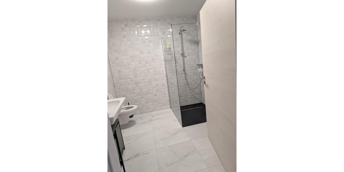 Erdgeschoßwohnung Pfaffenhofen - 4 Zimmer, 91 m&sup2;, 1.100&euro; | Angebot:25022195