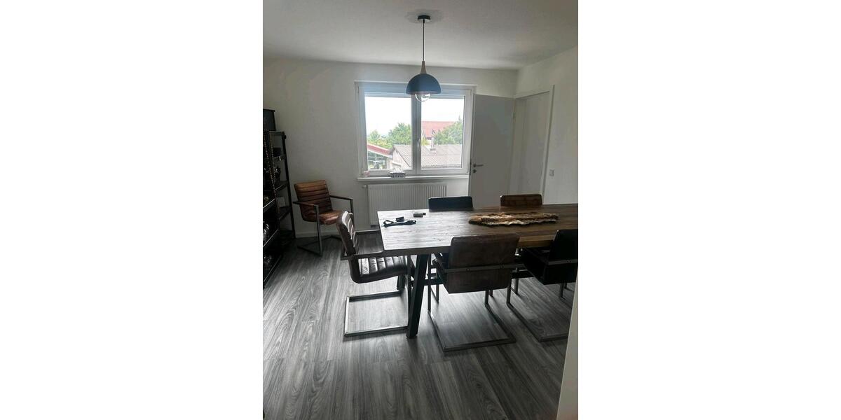 Etagenwohnung Vöhringen - 4 Zimmer, 90 m&sup2;, 710&euro; | Angebot:26238387