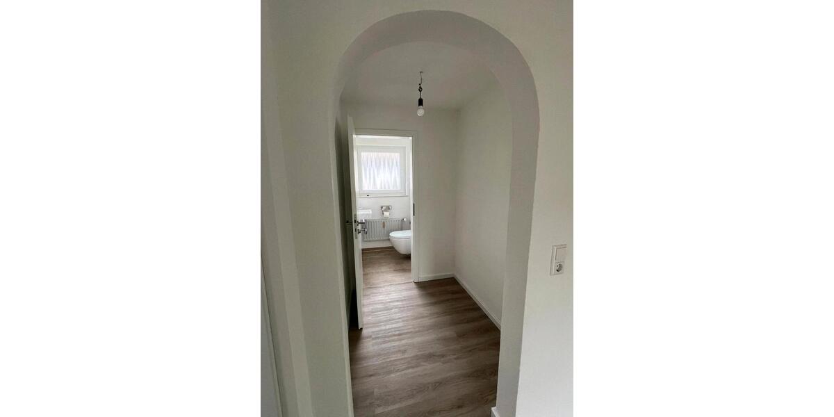 Etagenwohnung Münsingen - 4 Zimmer, 90 m&sup2;, 950&euro; | Angebot:26063408