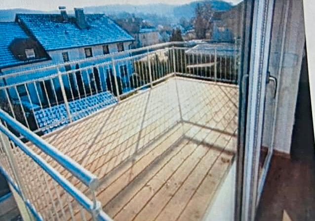 Dachgeschoßwohnung Zell - 4 Zimmer, 105 m&sup2;, 925&euro; | Angebot:24729625
