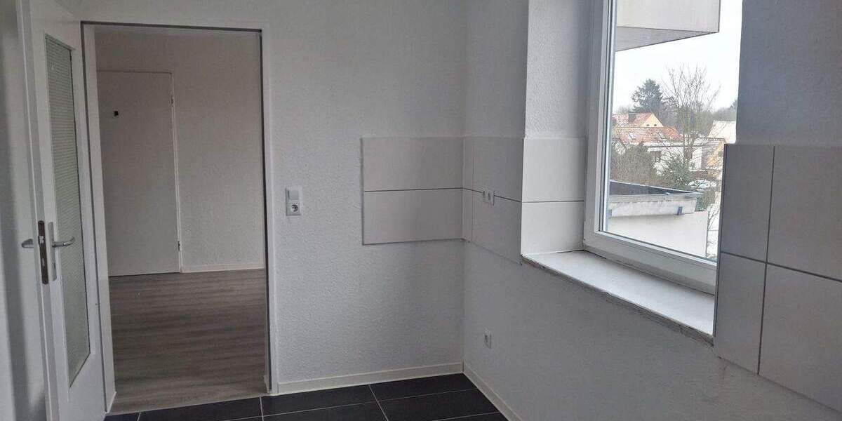 Etagenwohnung Bremerhaven Lehe - 2 Zimmer, 68 m&sup2;, 460&euro; | Angebot:25768771