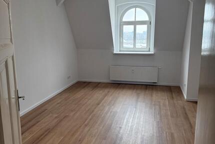 Wohnung Görlitz - 1 Zimmer, 50 m&sup2;, 300&euro; | Angebot:25454583