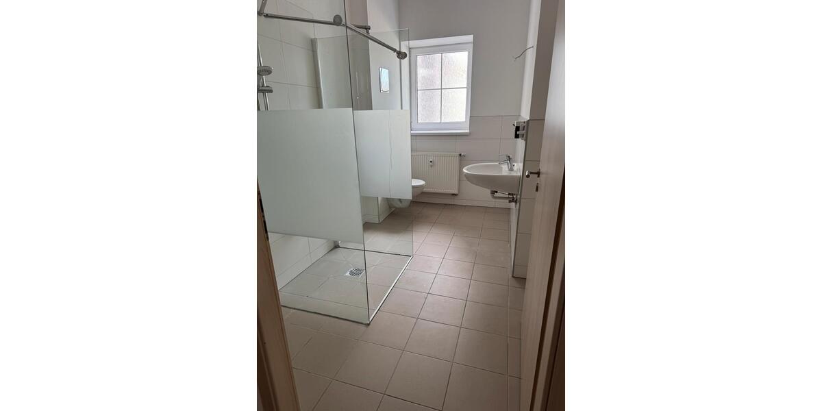 Erdgeschoßwohnung Simbach am Inn - 2 Zimmer, 88 m&sup2;, 650&euro; | Angebot:26023299