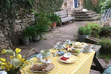 Wohnen auf Zeit Trendelburg - 3.5 Zimmer, 100 m&sup2;, 220&euro; | Angebot:25830747