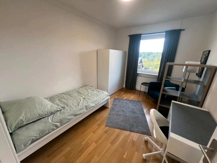 Wohnen auf Zeit Völklingen - 1 Zimmer, 13 m&sup2;, 480&euro; | Angebot:26236602