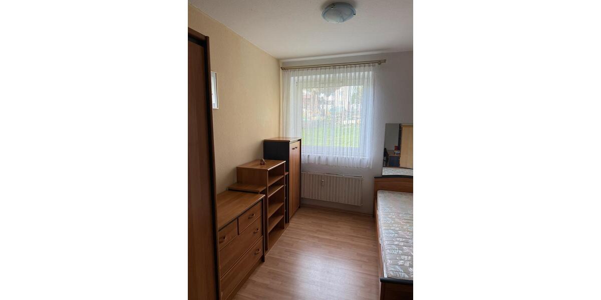 Erdgeschoßwohnung Detmold Hakedahl - 4 Zimmer, 81 m&sup2;, 670&euro; | Angebot:26705739