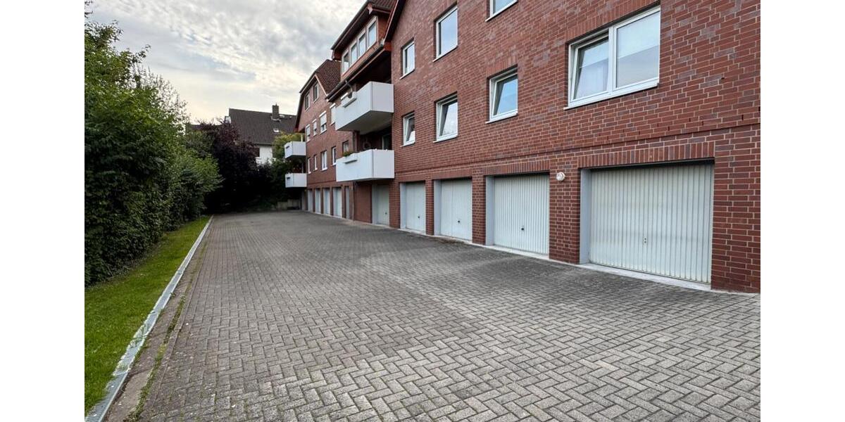 Dachgeschoßwohnung Hameln - 4 Zimmer, 147 m&sup2;, 800&euro; | Angebot:26403806