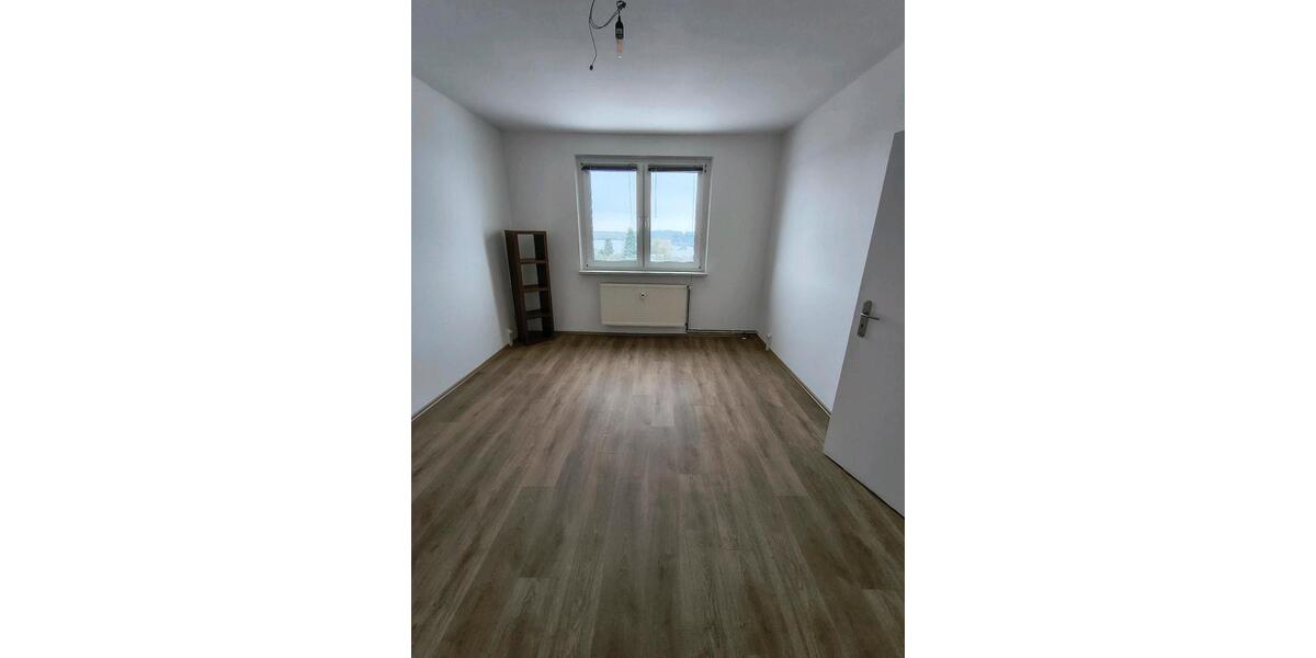 Dachgeschoßwohnung Stavenhagen - 2 Zimmer, 50 m&sup2;, 490&euro; | Angebot:25049809