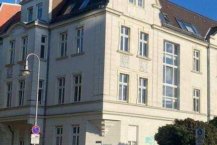 Wohnung Dessau-Roßlau Innenstadt - 4 Zimmer, 121 m&sup2;, 800&euro; | Angebot:25926545