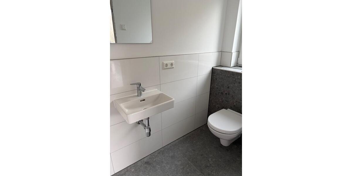 Erdgeschoßwohnung Nürtingen - 4 Zimmer, 110 m&sup2;, 1.590&euro; | Angebot:24719607