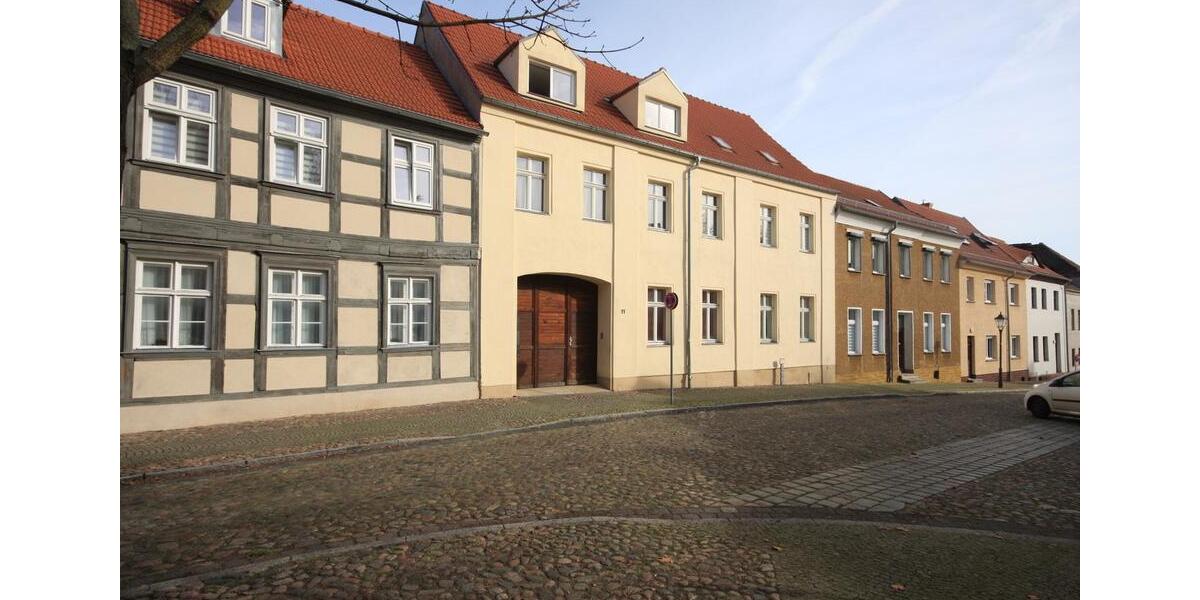 Etagenwohnung Nauen - 4 Zimmer, 85 m&sup2;, 1.195&euro; | Angebot:25976631