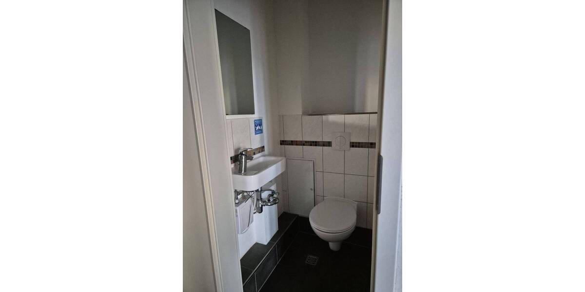 Gewerbeobjekt Bad Düben - 1 Zimmer, 211 m&sup2;, 1.199&euro; | Angebot:26188122