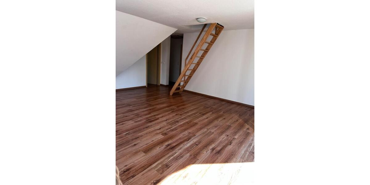 Dachgeschoßwohnung Lübeck Alt-Travemünde / Rönnau - 1.5 Zimmer, 45 m&sup2;, 685&euro; | Angebot:25234221